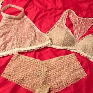 Vs bra and panty set size Lg NEW